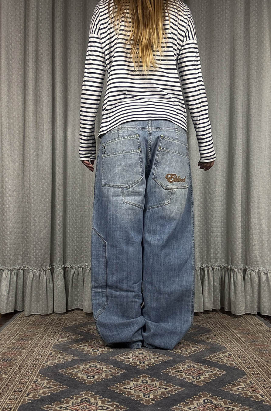 EBLOOD Jean ample
